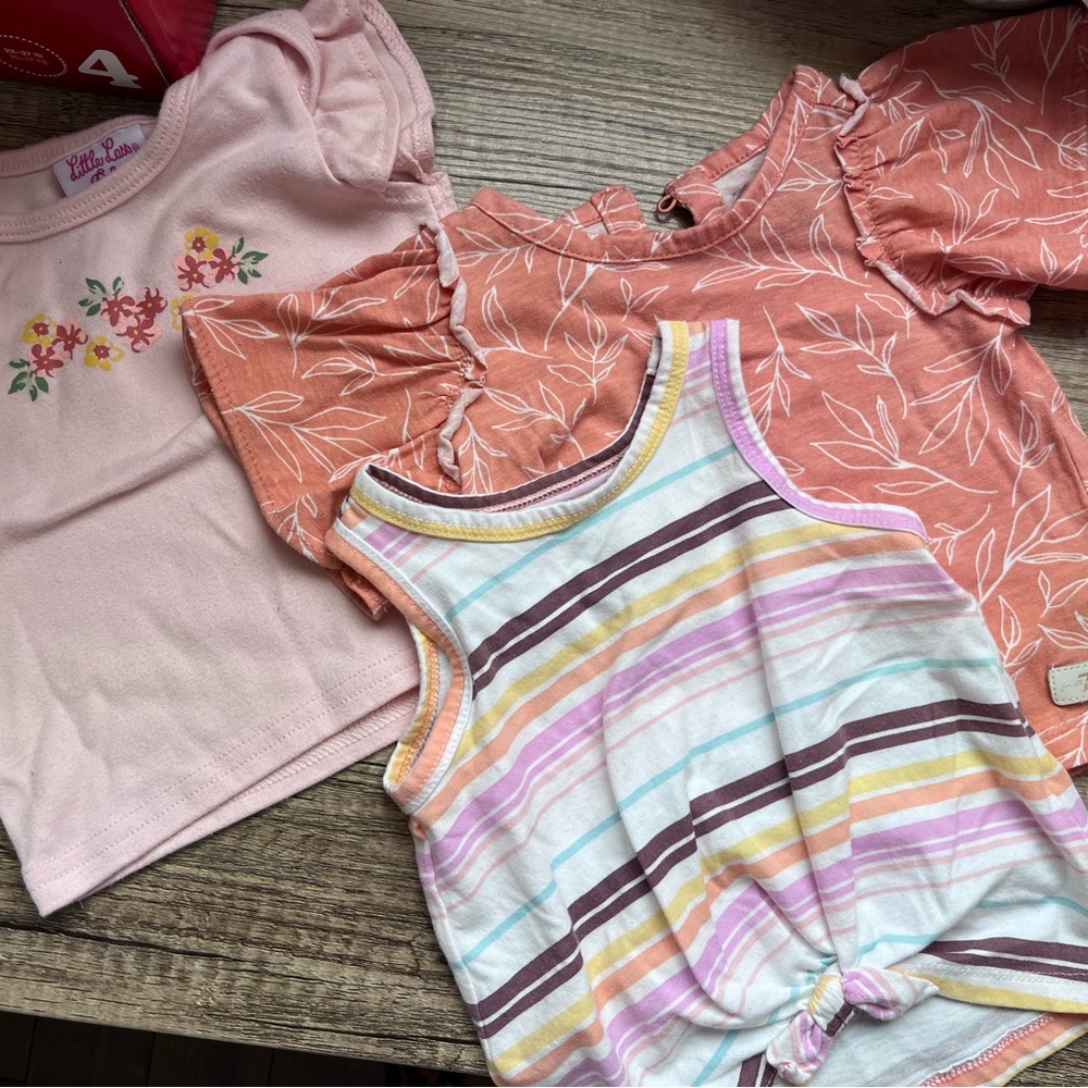 🌻3/25$ Set of 3 baby girl summer tops 12 months